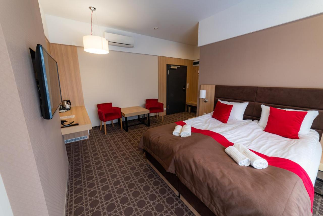 Hotel Nad Czernica Czarne  Εξωτερικό φωτογραφία