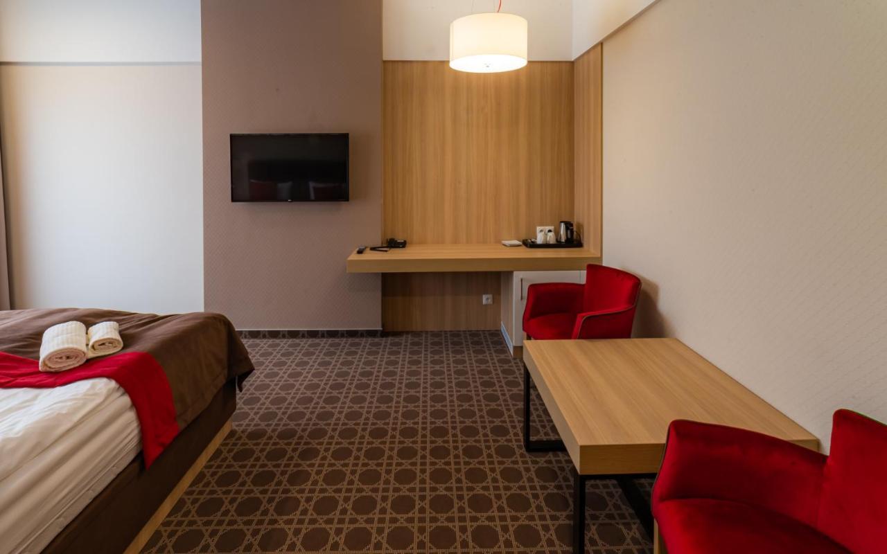 Hotel Nad Czernica Czarne  Εξωτερικό φωτογραφία